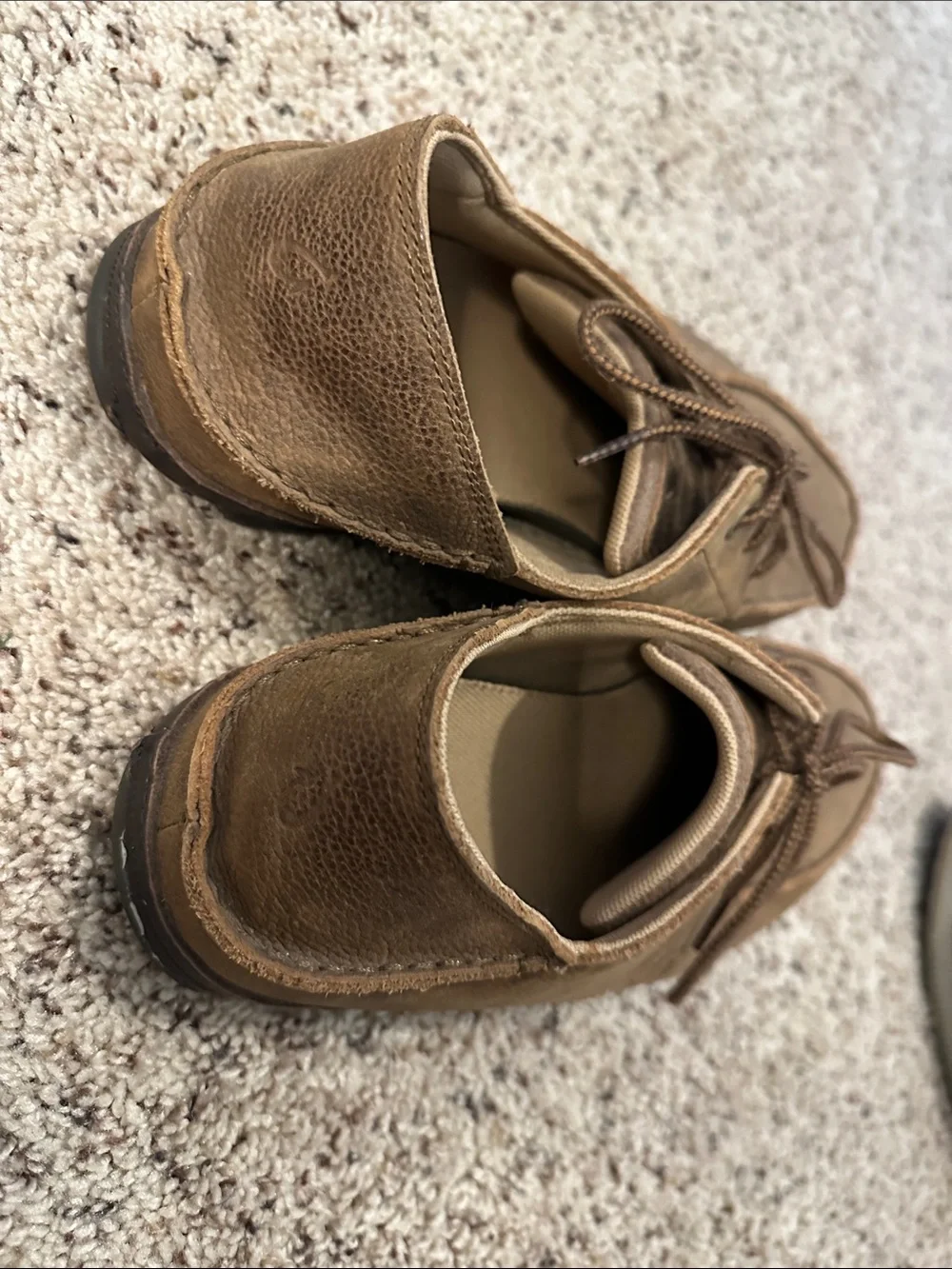 Olukai men’s size 12 Leather Casual Lace-Up Men’s Shoes